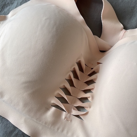 Victorias Secret Sport Angel Max Sports Bra - Picture 6 of 10